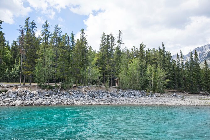 8 Hour Tour in Lake Louise, Banff and Moraine Lake - Duration and Itinerary