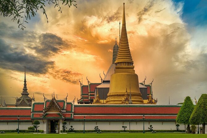 8 Hours Tuk Tuk Private Tour Within Bangkok Area: Customed Trips - Key Attractions