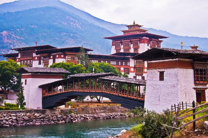 8 Nights Bhutan Tour With Bumthang Valley Extension With Private Guide - Booking and Confirmation
