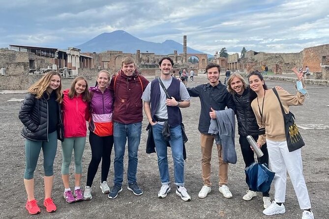 8h Pompeii Vesuvius Wine Farm Tour - Local Vineyard Experience