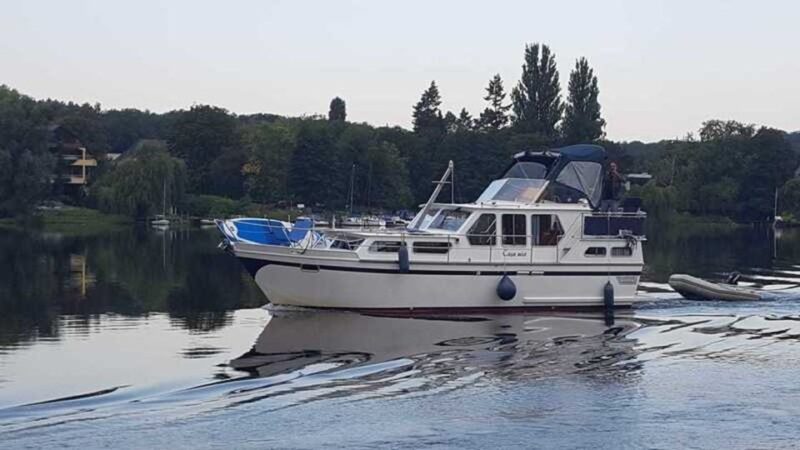 8h: Private Potsdam Islands Sightseeing Boat Cruise - Key Points