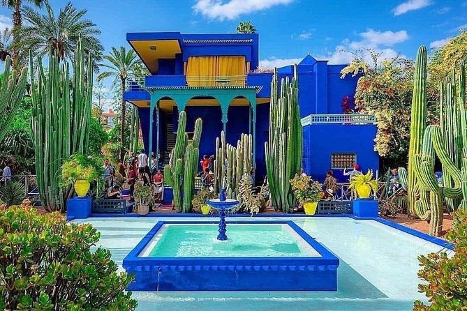 9-Day/8 Nights Best Moroccotour From Casablanca, Chefchaouen, Marrakech, Sahara - Marveling at Marrakech