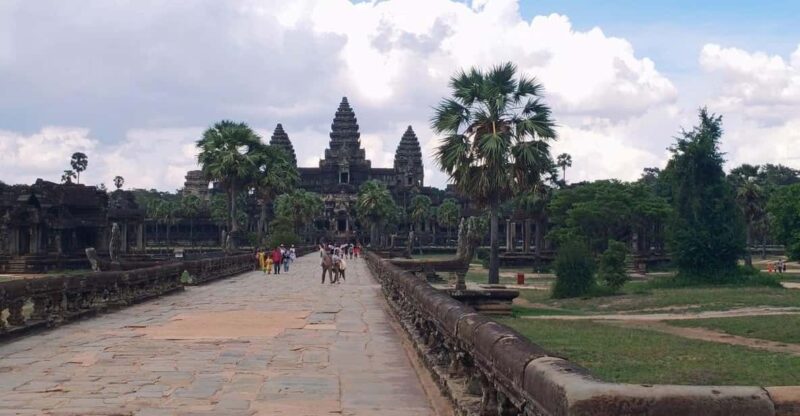 9-Day Cambodia Tour With Angkor Wat - Itinerary Highlights