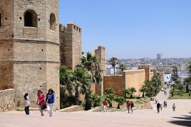 9 Days 8 Nights Private Tour From Casablanca to Imperial Cities & Sahara Desert - Inclusions and Amenities