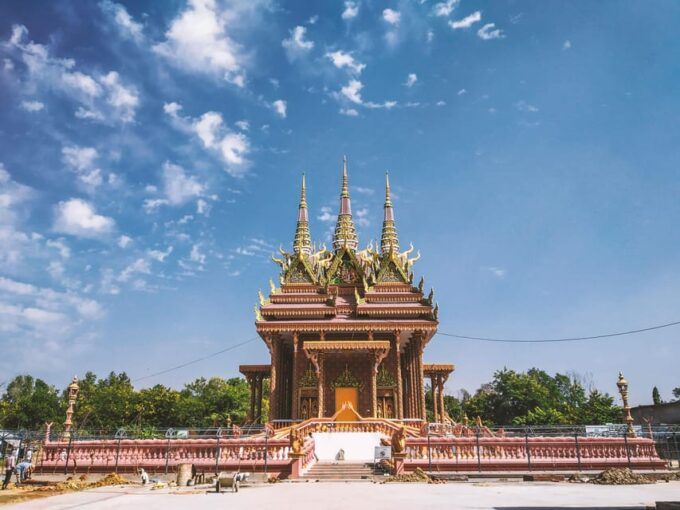 9 - Days Complete Buddha Tour From Delhi - Arrival and Traditional Rickshaw Ride