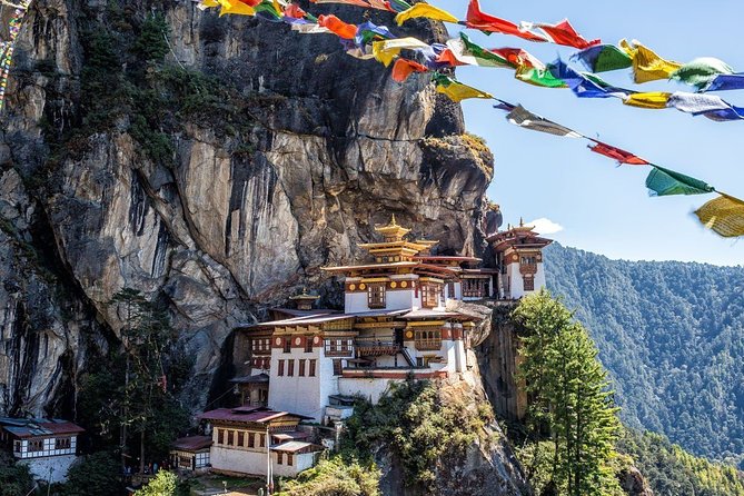 9 Days Druk-Path Trek With Cultural Sightseeing - Key Points