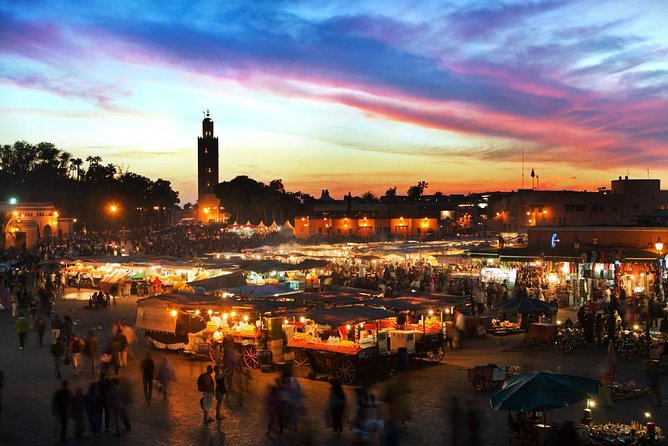 9 Days Tour From Casablanca to the Desert via Chefchauen , Fez - Pickup and Start Time