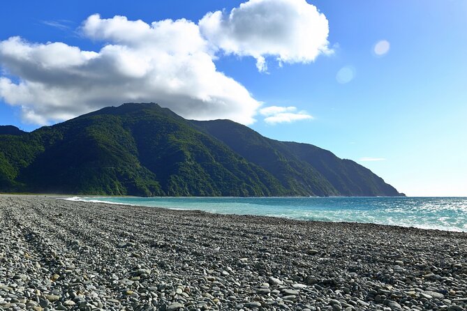9 Hour Northeast Coast Bay View Tour in Yilan - Inclusions