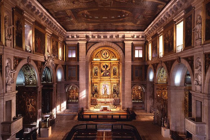 9 Hours Lisbon Private Tour of Palaces, Monasteries, and Churches - Customization and Itinerary