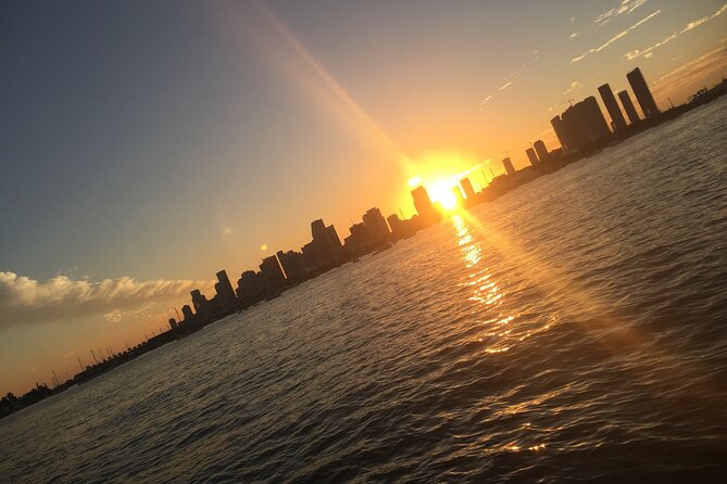 90 Min Private Sunset Cruise Around Miami Celebrities Mansions - Preparing for the Sunset Cruise