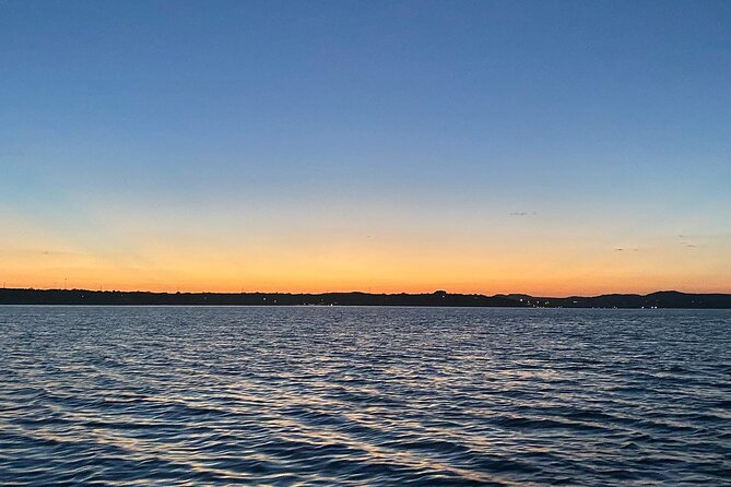 90-Minute Date Night Sunset Cruise on Lake Austin - Meeting and Pickup Instructions