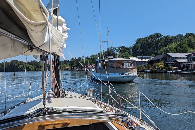90 Minute Sailing Tour of Portland - Sailing Experience