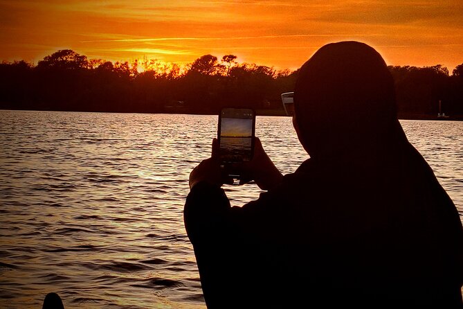 90-Minute Sunset Paddle at Secret Lake Guided Kayak Tour in Casselberry - Capturing Memorable Moments