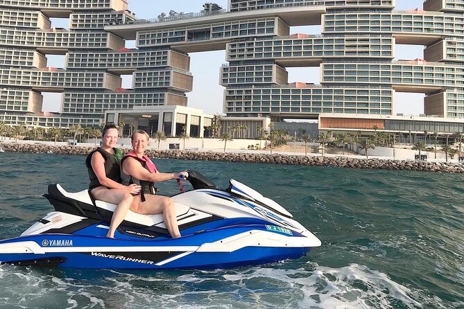 90 Minutes Dubai Palm Jumeirah Jetski Tour - Rider Safety and Equipment