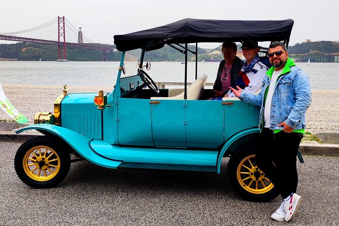 90 Minutes in Lisbon With Tuktuk - Cancellation Policy