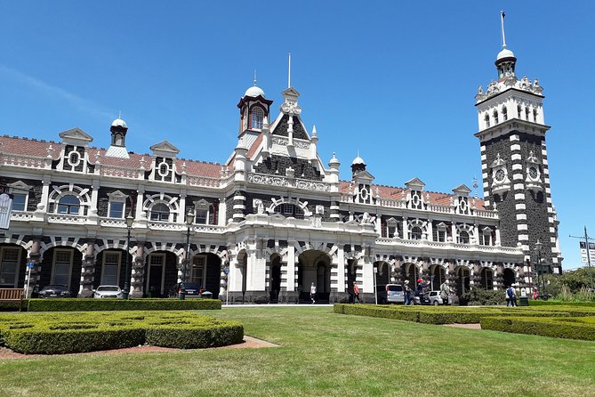 A 2 Hour Small Group Dunedin City Highlights Tour - Group Size and Cancellation