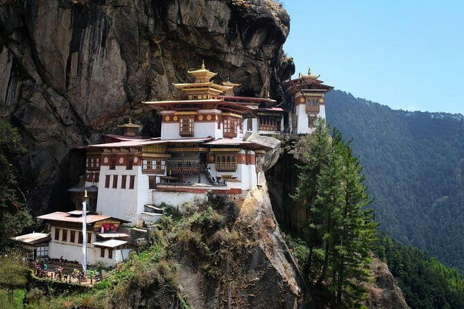 A 7-Day Journey Through the Land of Happiness - Authenticity, Value, and Overall Impression