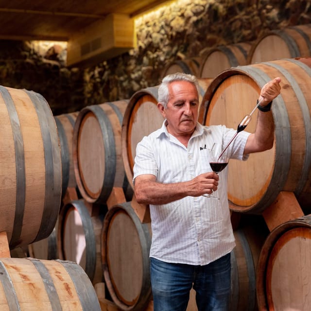 A Breathtaking Tour of Khor Virap With Wine Tasting Included - Exclusive Wine Tasting
