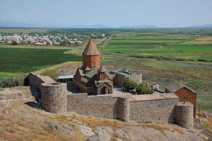 A Breathtaking Tour of Khor Virap With Wine Tasting Included - Important Tips and Details