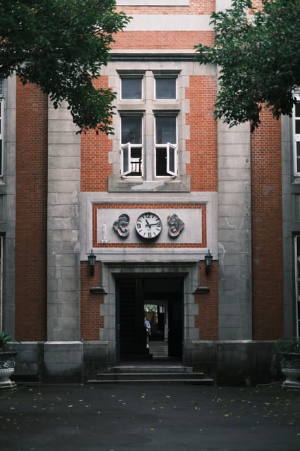 A Chat With Local University Student in Taiwan, Taipei - Accessibility and Flexibility