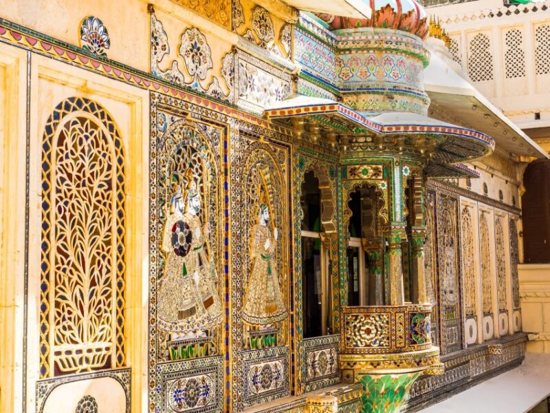 A Complete Tour in Udaipur at 2 Days With Guide Service - Udaipur Highlights and Attractions