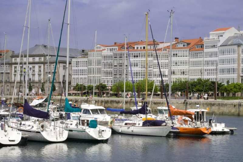 A Coruña: Essential Walking Tour of the Citys Landmarks - Group Size and Languages