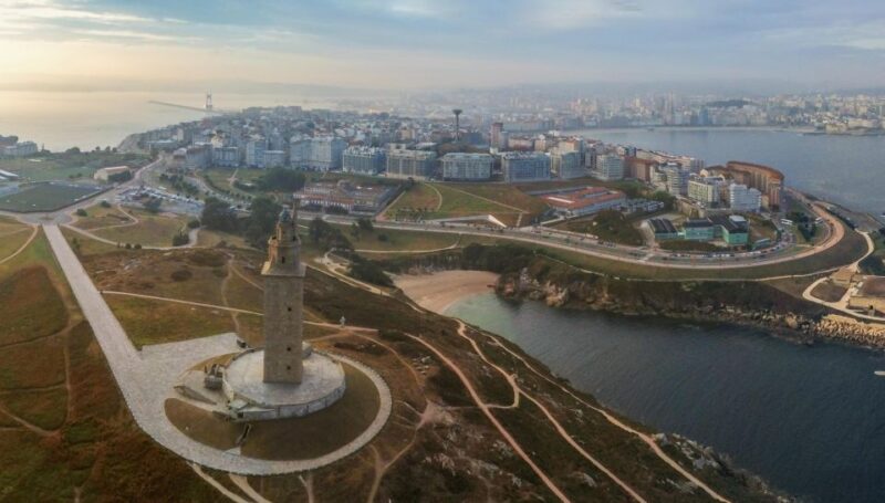 A Coruña: Essential Walking Tour of the Citys Landmarks - Starting Point and Key Stops