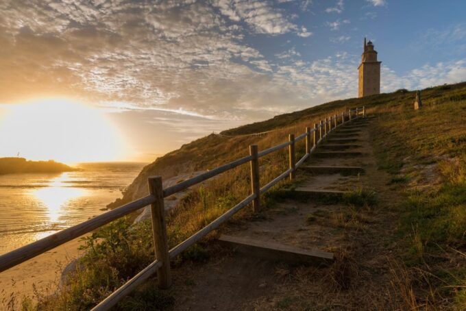 A Coruña: Essential Walking Tour of the Citys Landmarks - Inclusions and Exclusions