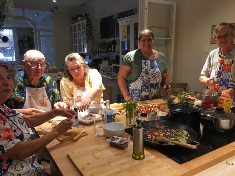 A Coruña: Local Market Shopping and Cooking Workshop - Cooking Session