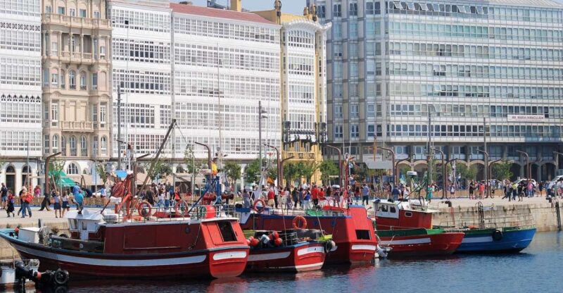 A Coruña: Private Guided Walking Tour - Highlights of the Walk