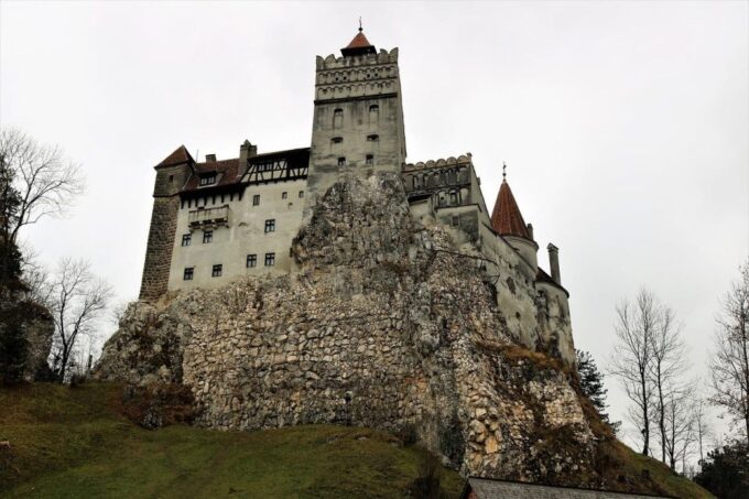 A Day at the Castles - Transylvania Full Day Private Tour - Cantacuzino Castle: Photo Stop and Lunch
