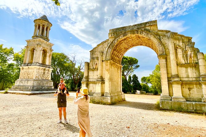 A Day in Arles, Les Baux, and Saint-Rémy - Tasting Acclaimed Olive Oils