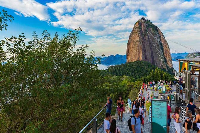 A Day in Rio: Christ the Redeemer, Sugarloaf Mountain, Selaron With Lunch - Guides and Communication