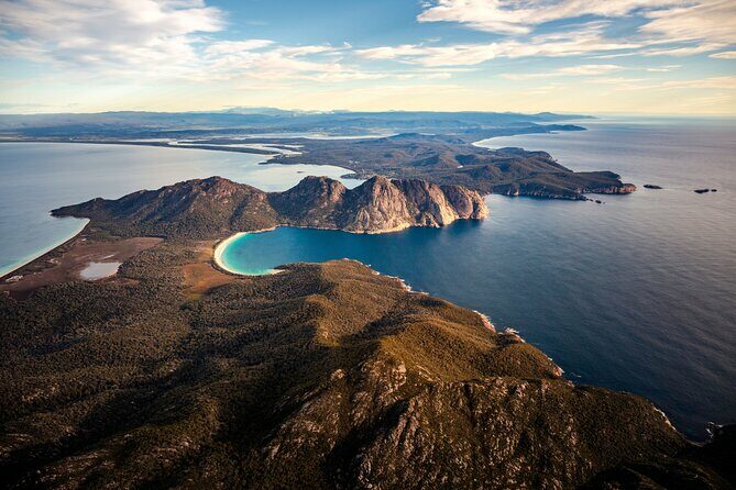 A Day in Wineglass Bay - Launceston to Hobart - Key Points