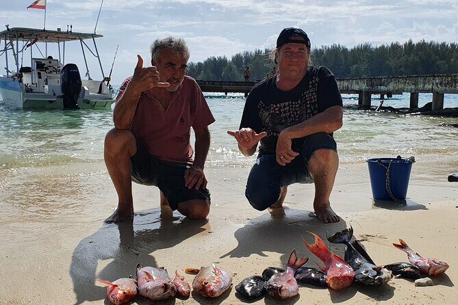 A Day of Big Game Fishing in a small group - An In-Depth Look at the Moorea Big Game Fishing Experience