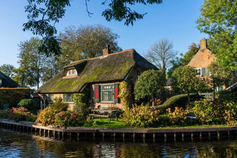 A Day Tour From Amsterdam to Amersfoort and Giethoorn (Turkish) - Weather Recommendations and Assistance