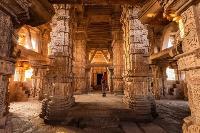 A Day Tour of Gwalior From Agra With Local Guide Service. - Exploring Gwalior Fort