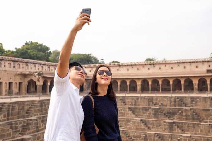 A Day Trip of Chand Baori and Fatehpur Sikri From Jaipur - Entrance and Guides
