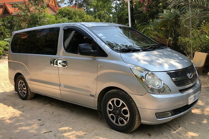 A Day Trip Transfer Sightseeing Phnom Penh Siem Reap - Key Points