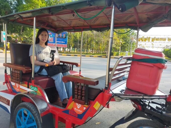 A Day Tuktuk Bambootrain,Fruit Bats, Banan,Killing&Bat Caves - Visiting Battambang Province