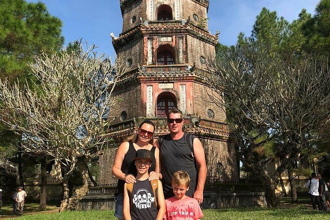 A Glimpse of Hue Tour - Scenic Dragon Boat Ride