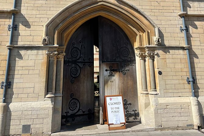 A Guide to the City of Dreaming Spires: A Self-Guided Audio Tour of Oxford - Highlights of the Tour