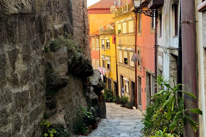 A Historical Treasure With Palácio Da Bolsa & Cruise - Discovering Portos Historical Gems