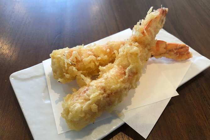 A Japanese Food Experience Plan in Sapporo Where You Can Enjoy Tempura and 3 Types of Hokkaido-Only Sake Along With a Soba Making Experience! - Tempura by Japanese Chefs