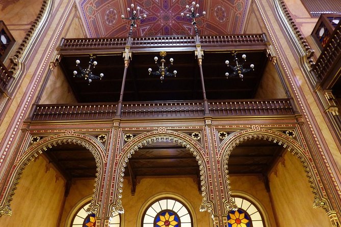 A Journey Through Jewish Budapest - Private Walking Tour - Exploring Significant Jewish Landmarks
