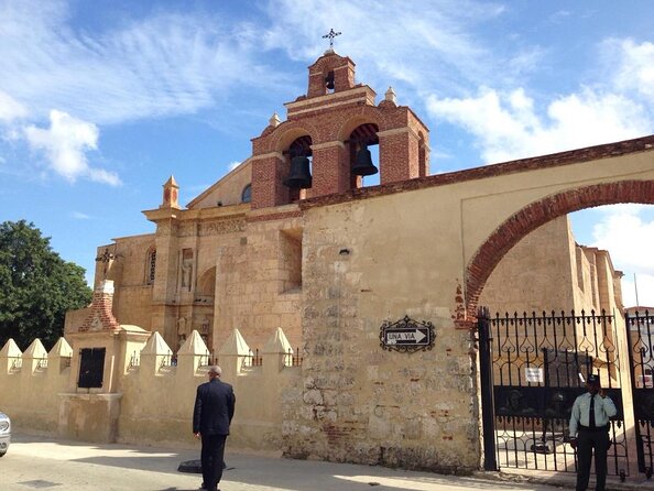 A Journey Through Santo Domingos Past and Present - About Your Stay