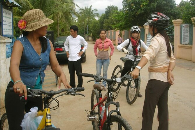 A Koh Dach Day by Local Transport - Cycling Through Rice Paddies and Farms