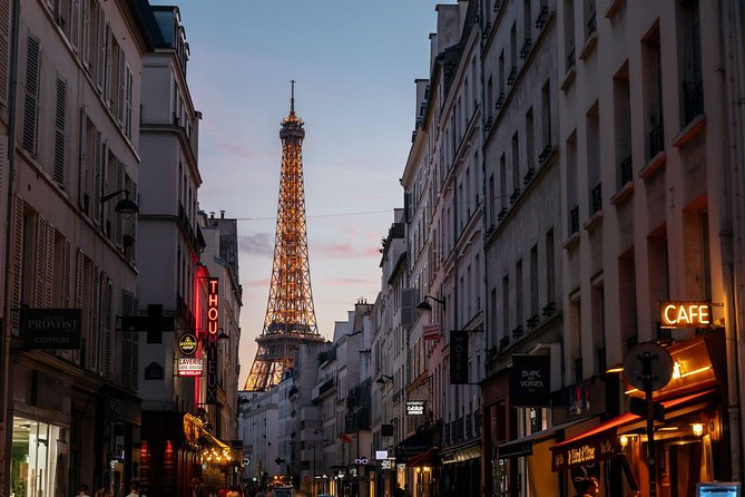 A Magical Evening in Paris With Locals: PRIVATE City Walking Tour - Illuminated Sights