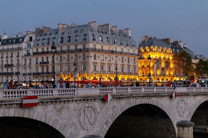 A Magical Evening in Paris With Locals: PRIVATE City Walking Tour - Inclusions
