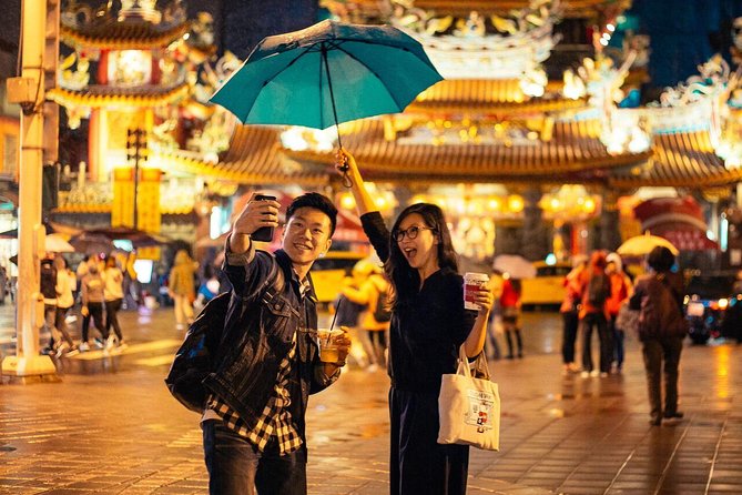 A Magical Evening in Taipei: Private City Tour - Songshan Ciyou Temple